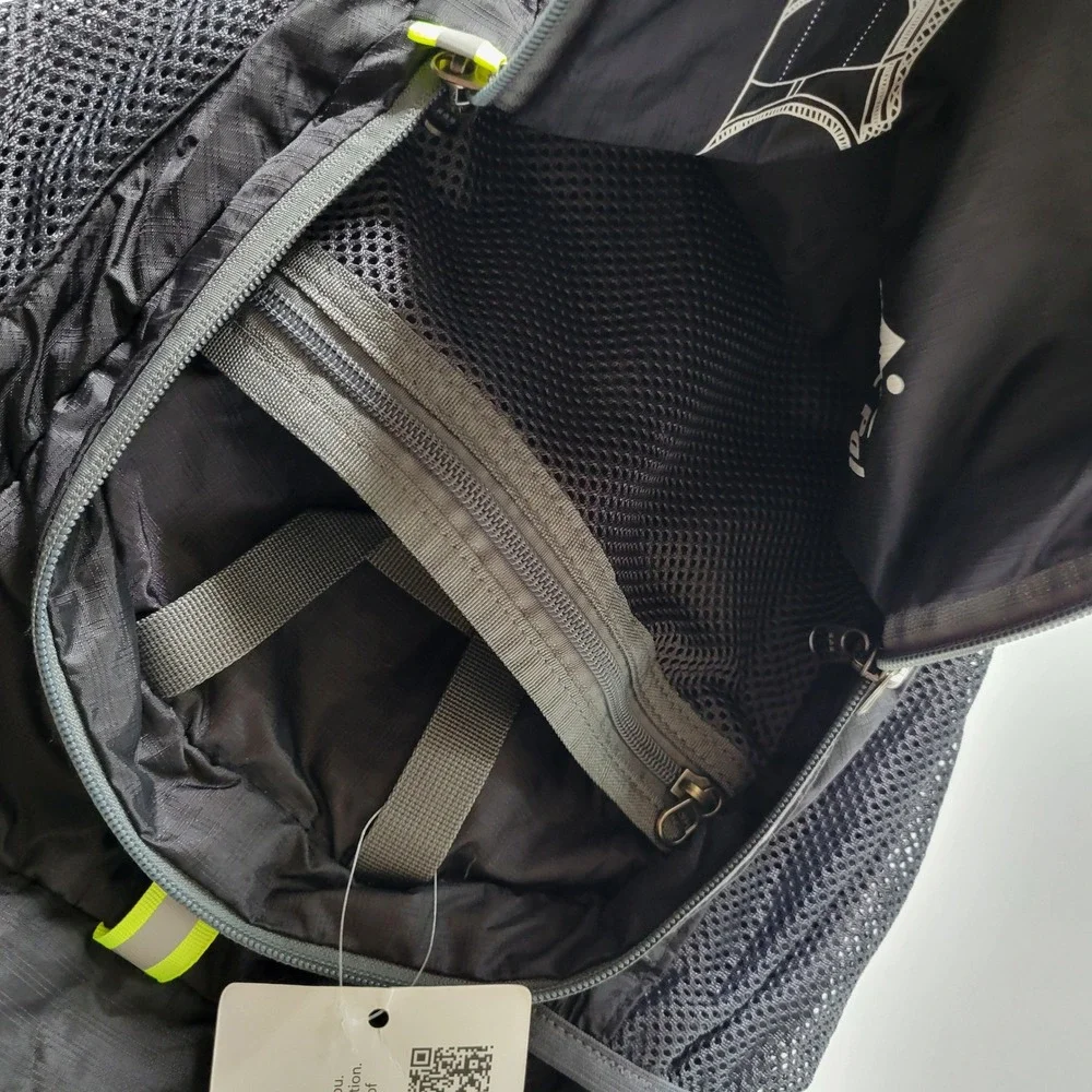 Venture Pal Field Operation 35L Hiking Backpack Lightweight Packable Travel